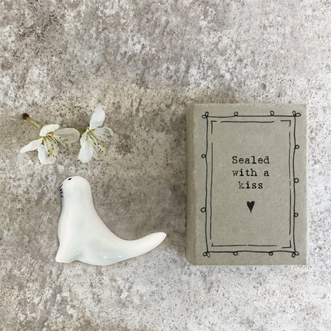 Porcelain Matchbox Message Seal – Sealed with a kiss