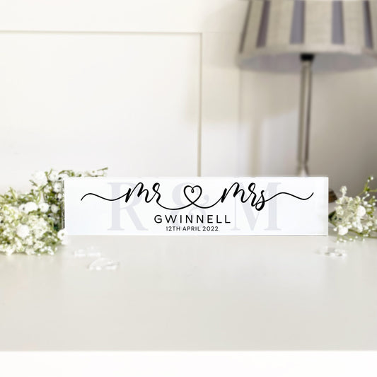 Personalised 'Mr & Mrs' Standing Plaque Gift