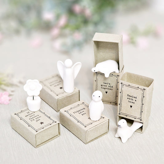 Porcelain Matchbox Message Lion–Be fearless you can do it