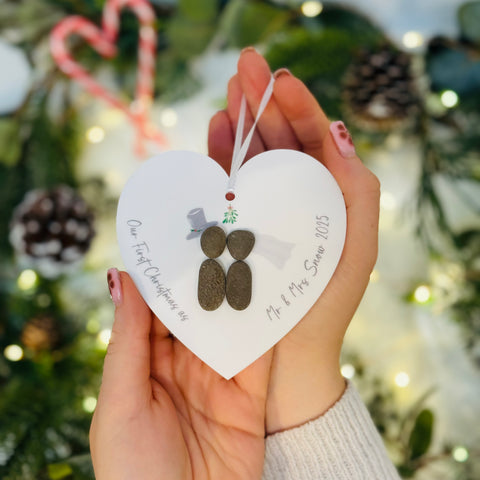 Personalised Mr & Mrs Christmas Wedding Pebble People Hanging Heart Gift