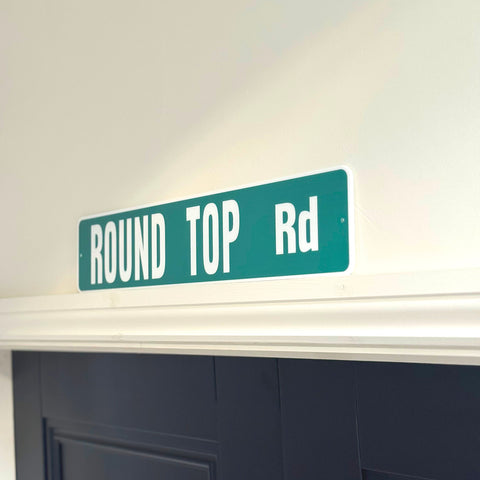 'Round top Rd' USA Street Sign