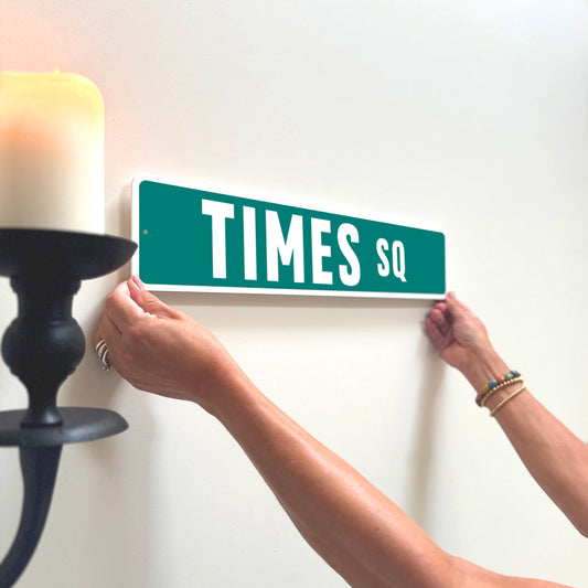 'Times Sq' USA Street Sign