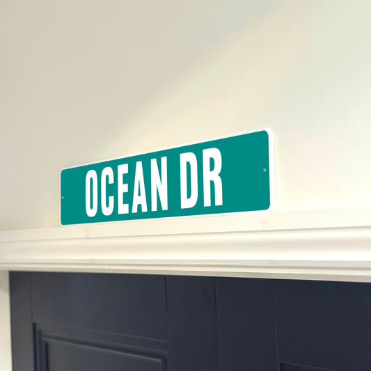 'Ocean Dr' USA Street Sign