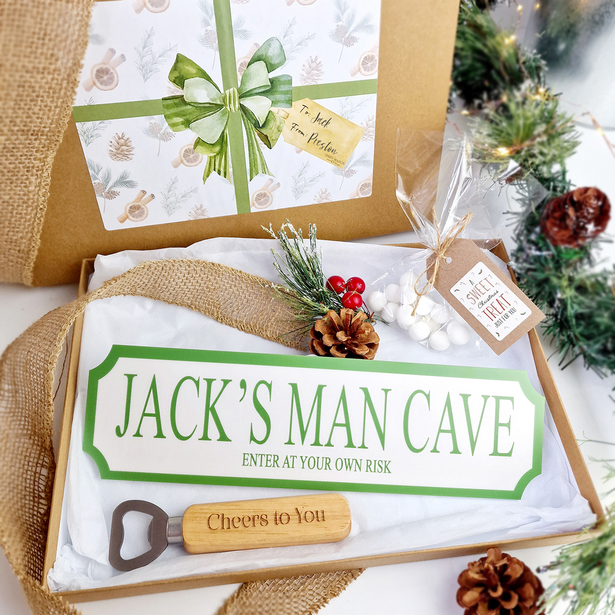 💝 Personalised Christmas Gift Box with Personalised 'Man Cave